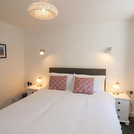 1a Police House Holiday home